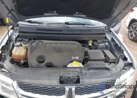 2018 Dodge Journey Sxt from USA, damaged, VIN 3C4PDCBG1JT528763